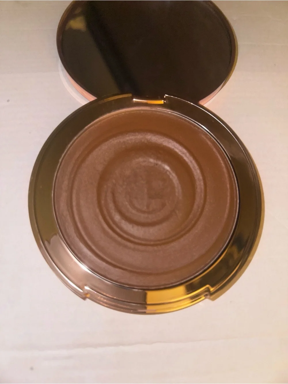 Charlotte Tilbury Airbrush Flawless Foundation - Cool & Sun -Kissed bronzer Tan